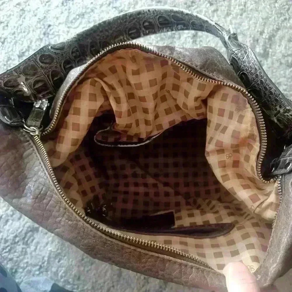 Jessica Simpson Brown Faux Leather and Croc Large Shoulder Bag - Picture 11 of 16